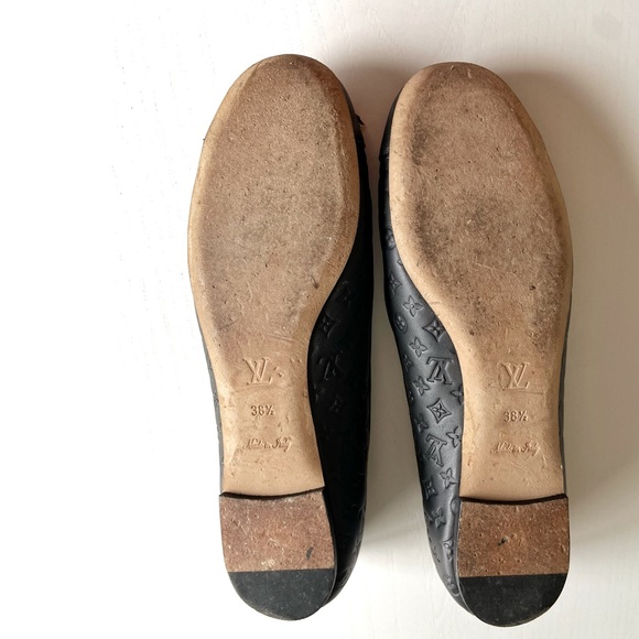 Louis Vuitton Black Monogram Embossed Leather Debbie Bow Ballet Flats - Picture 3 of 4